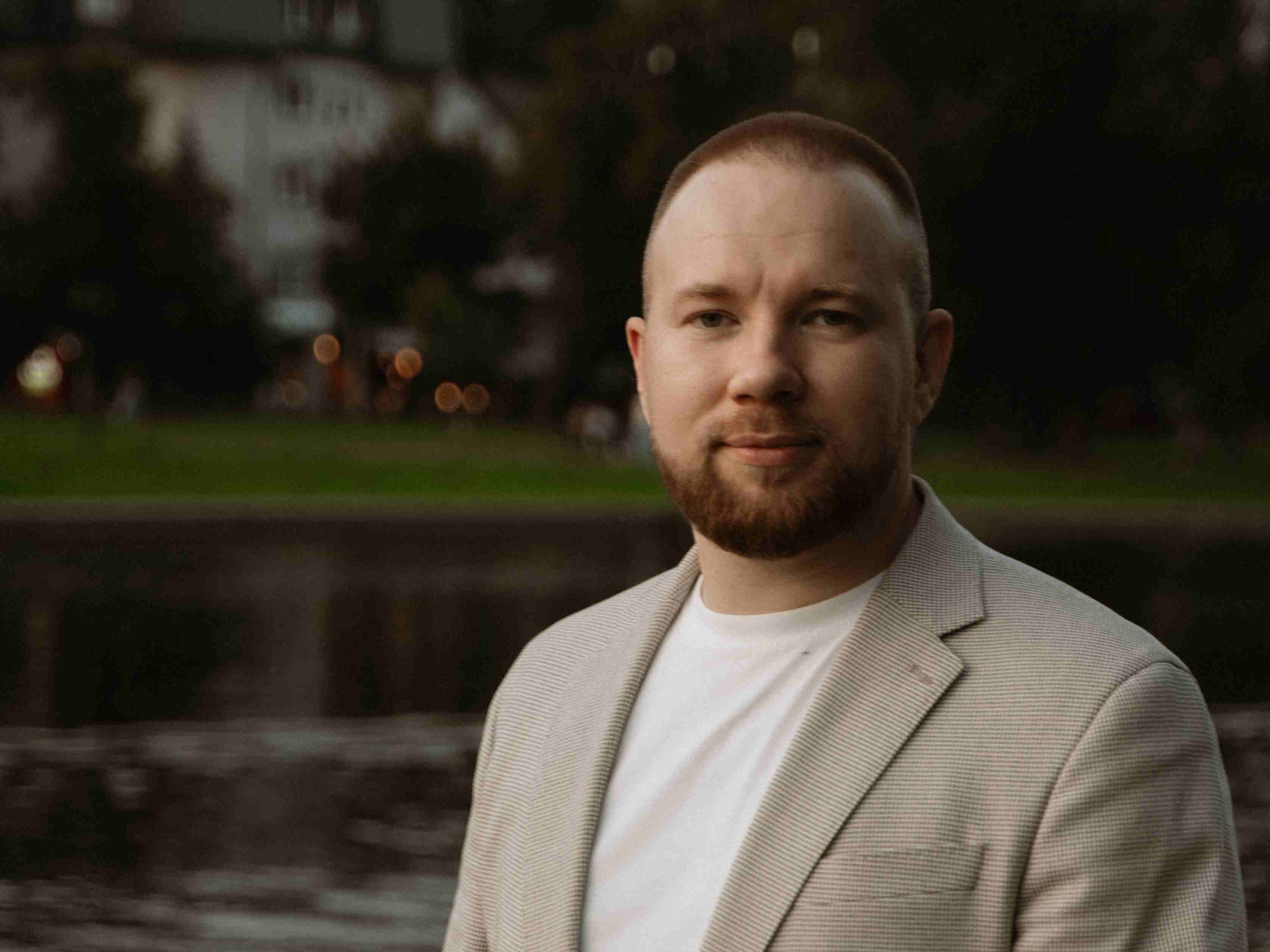 Андрей Гукович - частный ритуальный агент в Калининграде